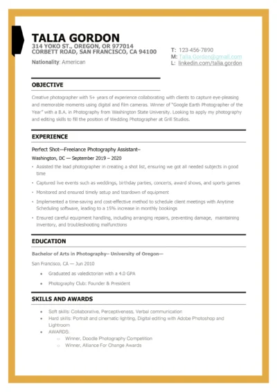 Photographer Resume Example to download in Word